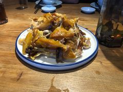 -头上红煨盐鸡·非遗院子餐厅