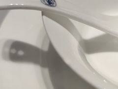 -红鼎豆捞·非遗鲍皇汤火锅(宝丰路店)