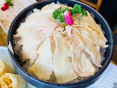 -左庭右院鲜牛肉火锅(金山万达店)