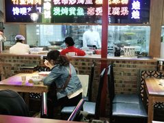 大堂-怪噜范·老贵阳街头名小吃(数博万达店)