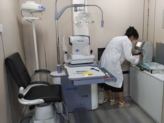 -零度眼镜·宝视友·蔡司依视路(吾悦花街店)