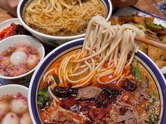 -云阿蛮云南生烫牛肉米线(奉贤路店)