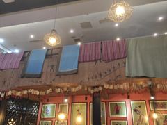 -香巴拉云南餐厅(华莱坞店)