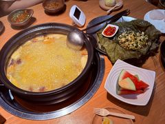 -一朵菌·野生菌探索家火锅(南亚店)