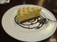 -必胜客(WOW中心城店)