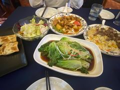 -伊带伊路新疆美食府(呼家楼店)