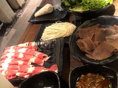 -呷哺呷哺 小火锅 (浦东新欧尚超市店)