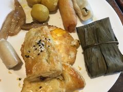 -三英温泉度假酒店-自助餐厅