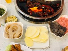 -朱氏胖子烂火锅(洪崖洞店)