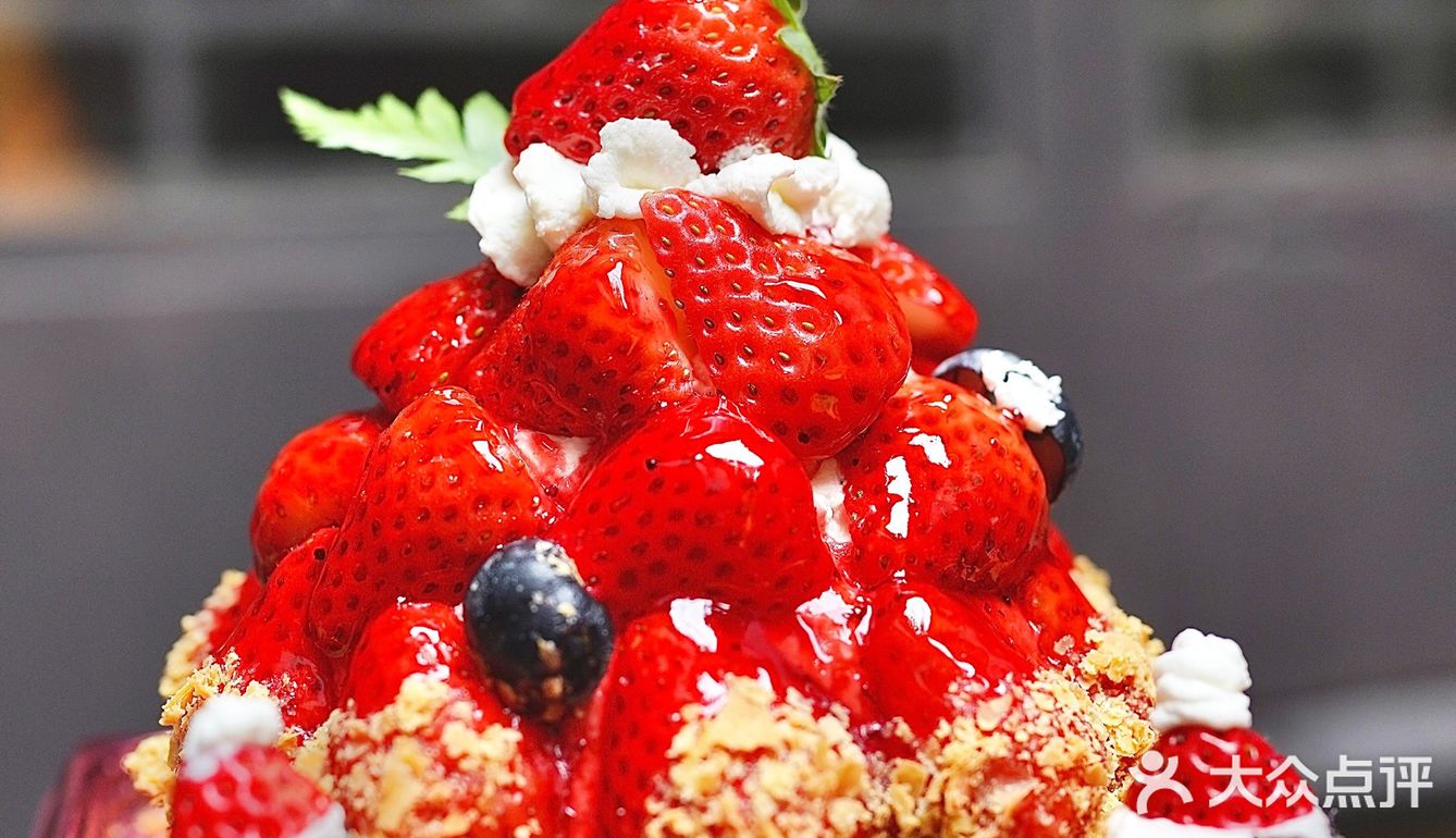 是谁还没有吃到这个草莓塔🍓?!