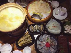 -捞围鲜·港式打边炉(海阳路店)