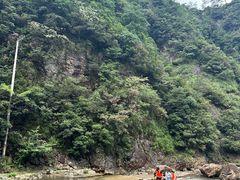 -安吉龙王山峡谷漂流