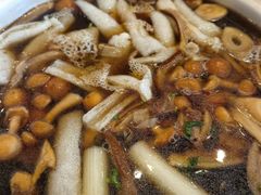 -天宜隆蘑菇宴火锅(石景山旗舰店)