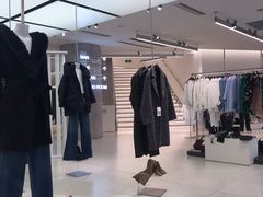 -ZARA(大上海时代广场店)
