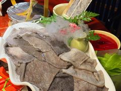 -二荆条·蜀鲜汇城市森林火锅