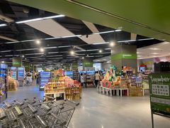 -blt精品超市(杭州城西银泰店)