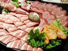 秘制LA牛排-汉江山料理级自助烤肉黑金冠(周口好吃城店)
