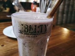 蓝莓香蕉冰沙BBerrySmoothie-Liberty Brewing Co·曼哈顿餐吧