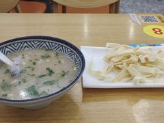 -八百里牛肉汤(盖饭·锅贴·万象城店)