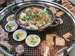 -小辣椒汤锅烧烤(温泉南街店)