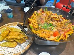 -富正毅三下锅(体育馆店)