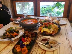 -泓炙颐凤鲜海鲜火锅料理(桐乡店)