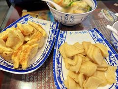 马蹄锅贴-长人馄饨铺(解放街店)