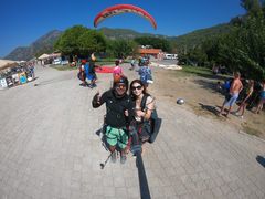 -费特希耶滑翔伞