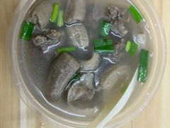 招牌牛羊杂汤-牛师傅广式药膳牛骨汤美食(江南西店)