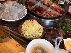 -卤校长老火锅(沙坪坝直营店)