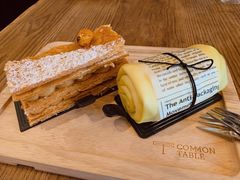 榴槤蛋糕卷-Common Table · Brunch & Coffee
