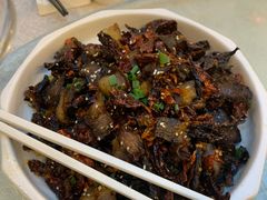 -蔼若春.传承三十年云南菜(金碧公园店)