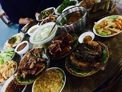 -岩保农家乐