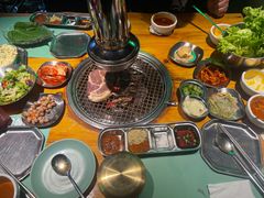 -唯成•韩国炭火烤肉 유성고기