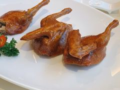 烤乳鸽-利苑酒家(金宝店)
