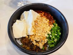 德胜豆花米线-泓0871臻选云南菜·味庄