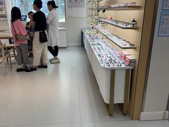 -亿视康青少儿眼镜(五官科店)
