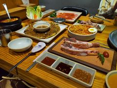 -喜来稀肉(北外滩白玉兰广场店)