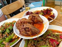 -雷祖芳老妈蹄花店