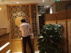 -鸿喜足健康足道采耳艾灸(南纬路店)