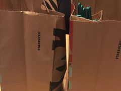 -星巴克臻选(威海威高广场店)