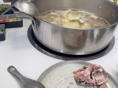 -喃喃椰·糟粕醋·椰子鸡火锅(七堡花园店)