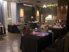 -塞纳河法国餐厅(唐延路店)