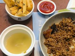 -意卡菲·欢乐聚会餐厅(华侨店)