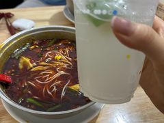 -铁锅哥米线