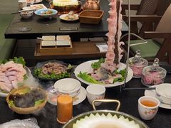 -得意咚瓜·顺德鱼生·冬瓜火锅(深圳首店)