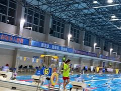 -奥冠体育华师附中恒温游泳馆