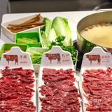 东郊这家牛肉火锅怎么每天都那么多人！