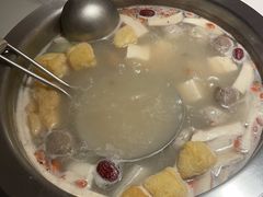-马家斑.鲜鱼火锅(松湖万科店)