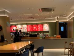 -星巴克臻选(上海中环广场2F店)